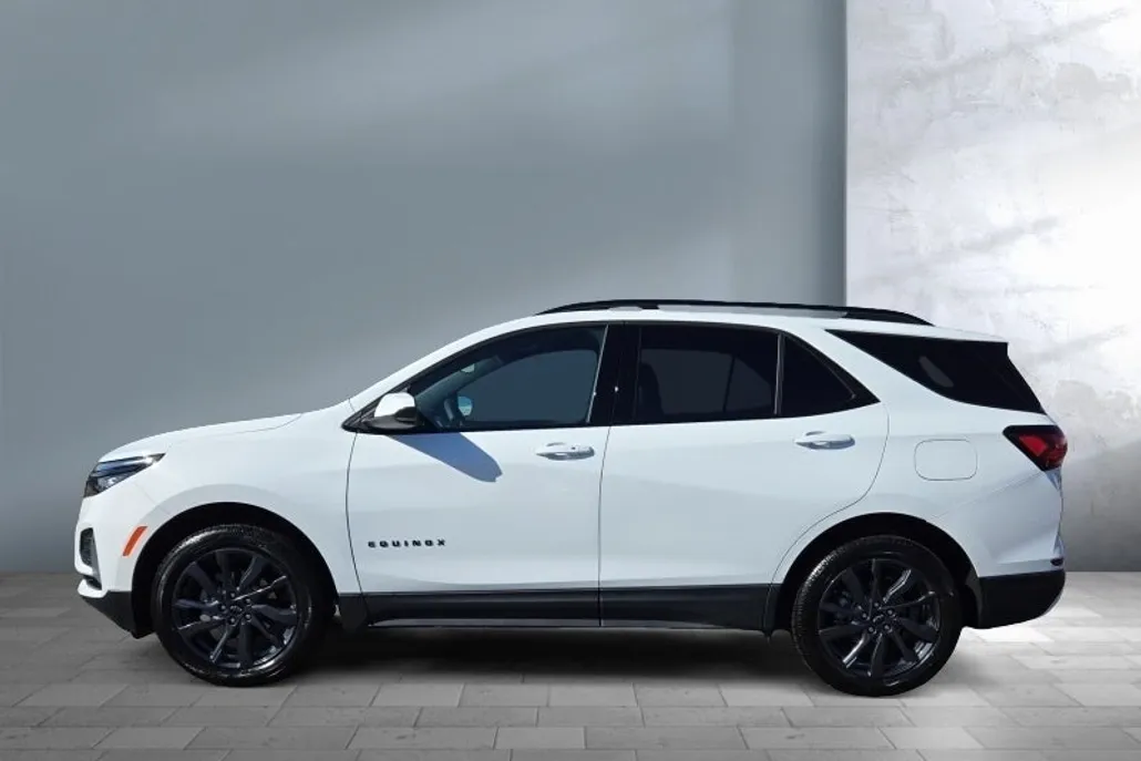 2024 Chevrolet Equinox RS photo 1