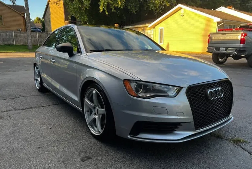 2016 Audi A3 2.0T Quattro Premium photo 1