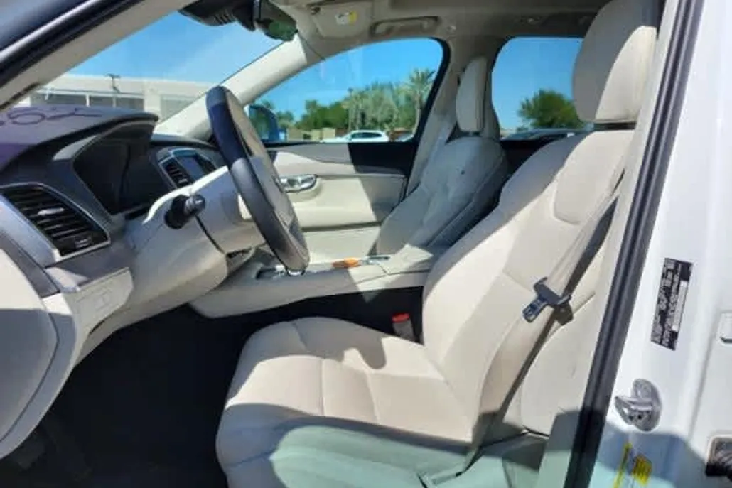 2023 Volvo XC90 Recharge Plus photo 1