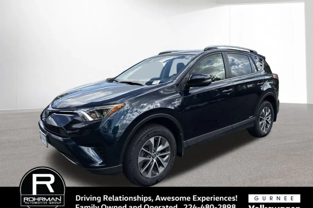 2018 Toyota RAV4 Hybrid LE photo 1