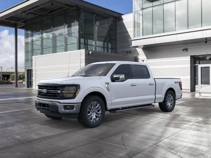 2025 Ford F-150 XLT photo 1