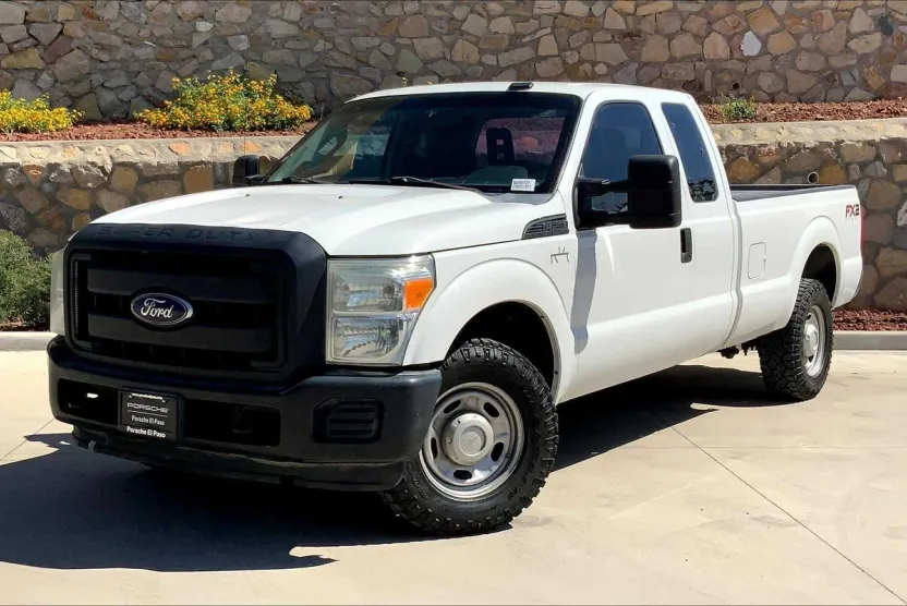 2011 Ford F-250 XL photo 1