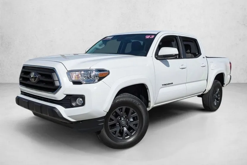 2023 Toyota Tacoma SR5 V6 photo 1