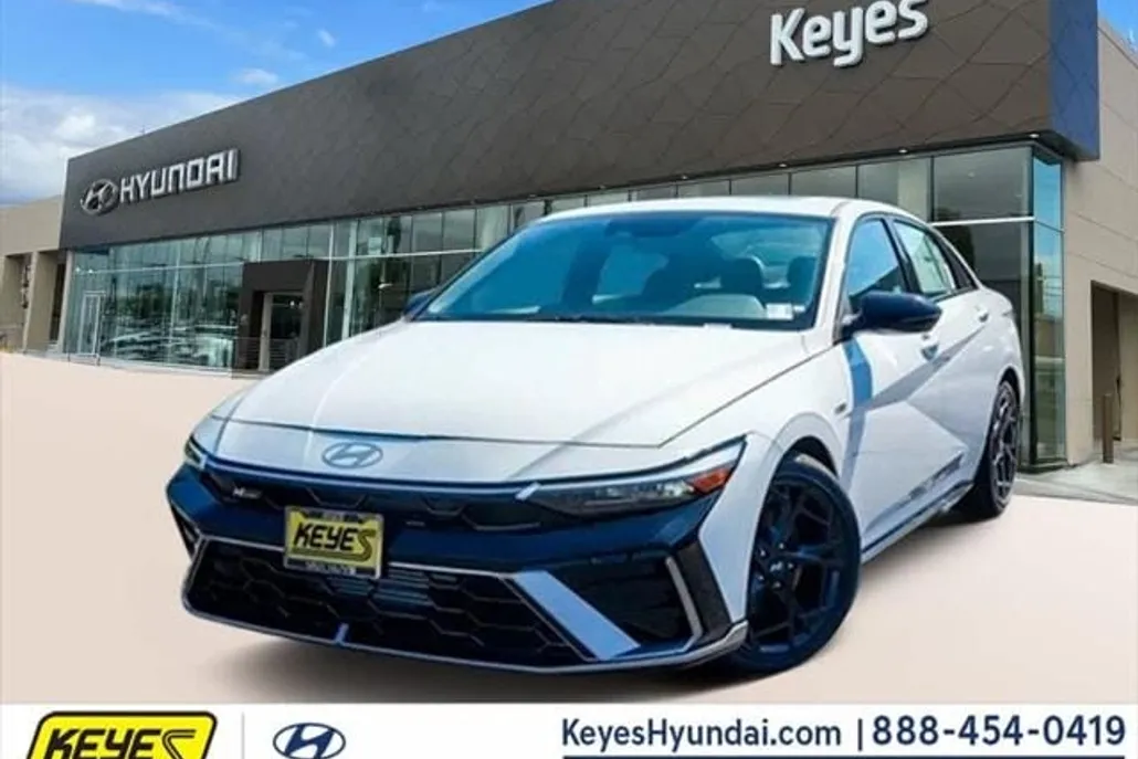 2025 Hyundai Elantra N Line photo 1