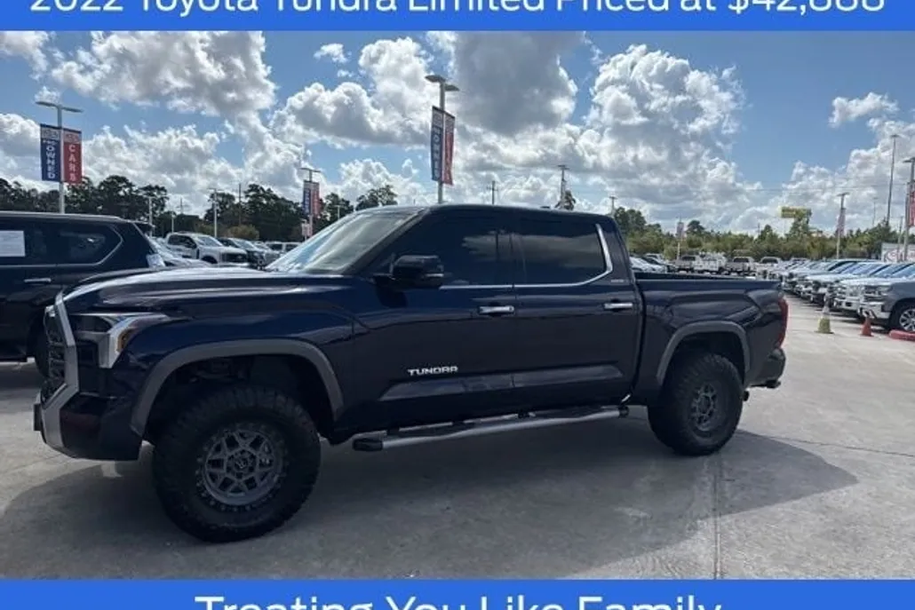 2022 Toyota Tundra Limited photo 1