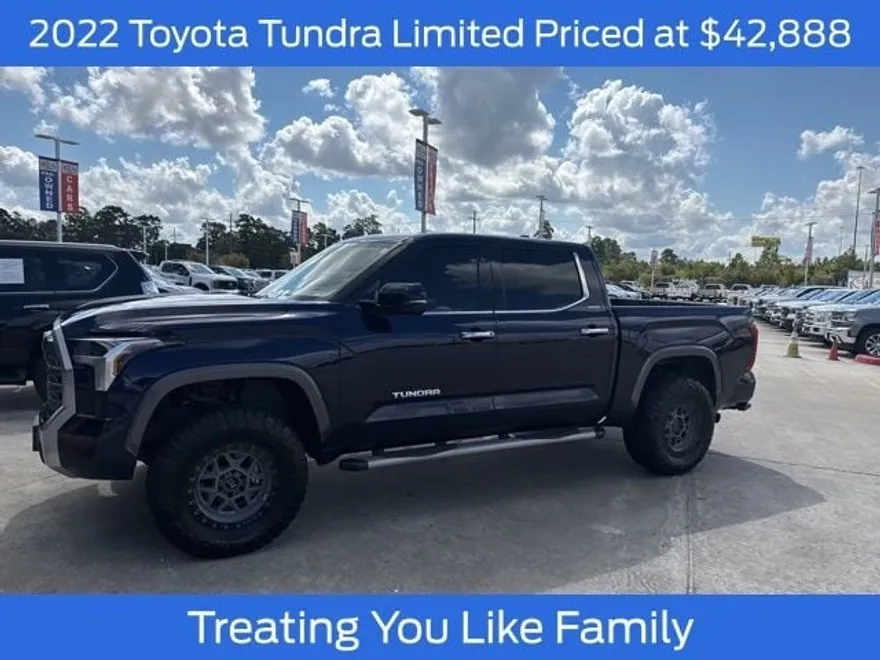 2022 Toyota Tundra Limited photo 1
