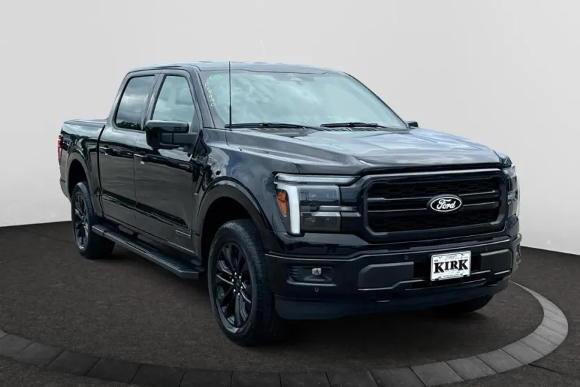 2025 Ford F-150 Lariat photo 1