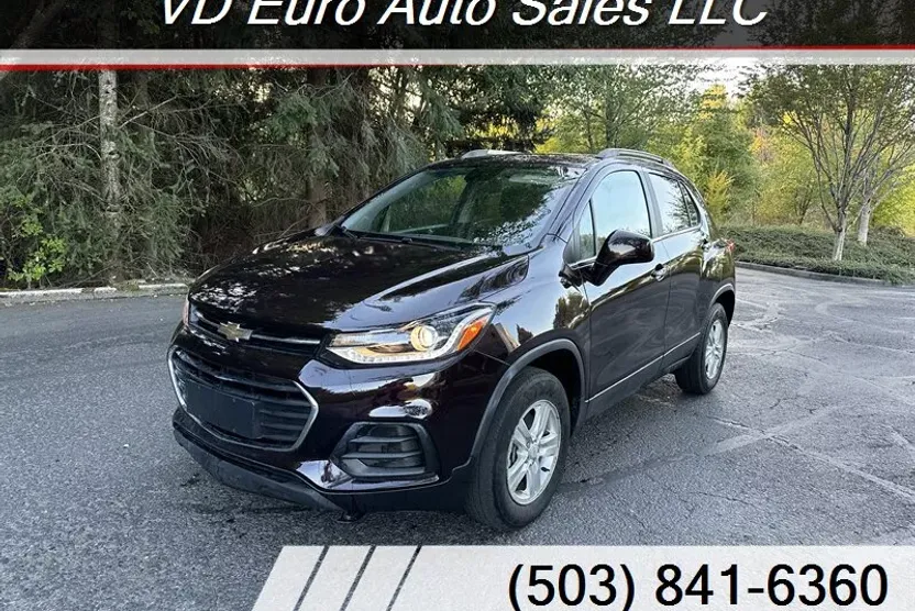 2020 Chevrolet Trax LT photo 1