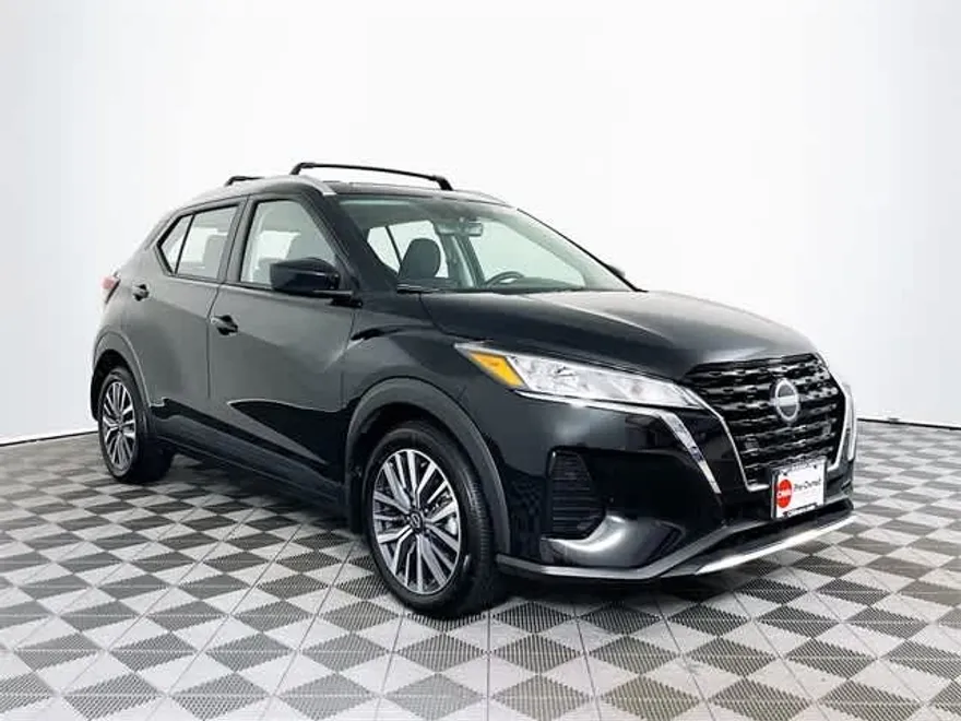 2024 Nissan Kicks SV photo 1
