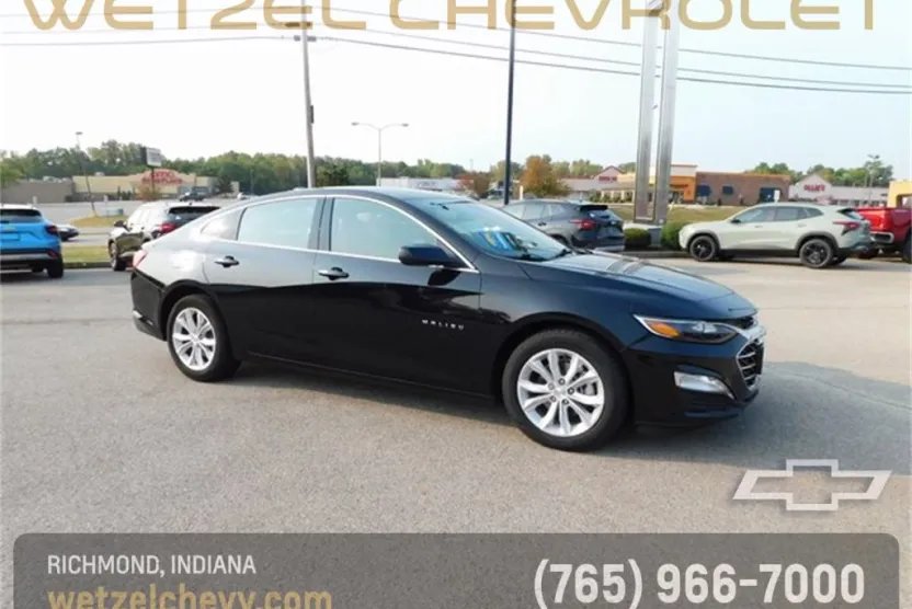 2024 Chevrolet Malibu 1LT photo 1