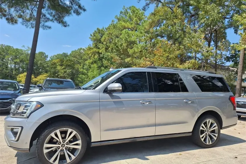 2021 Ford Expedition MAX Limited photo 1