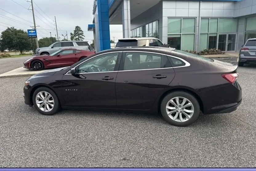 2020 Chevrolet Malibu 1LT photo 1