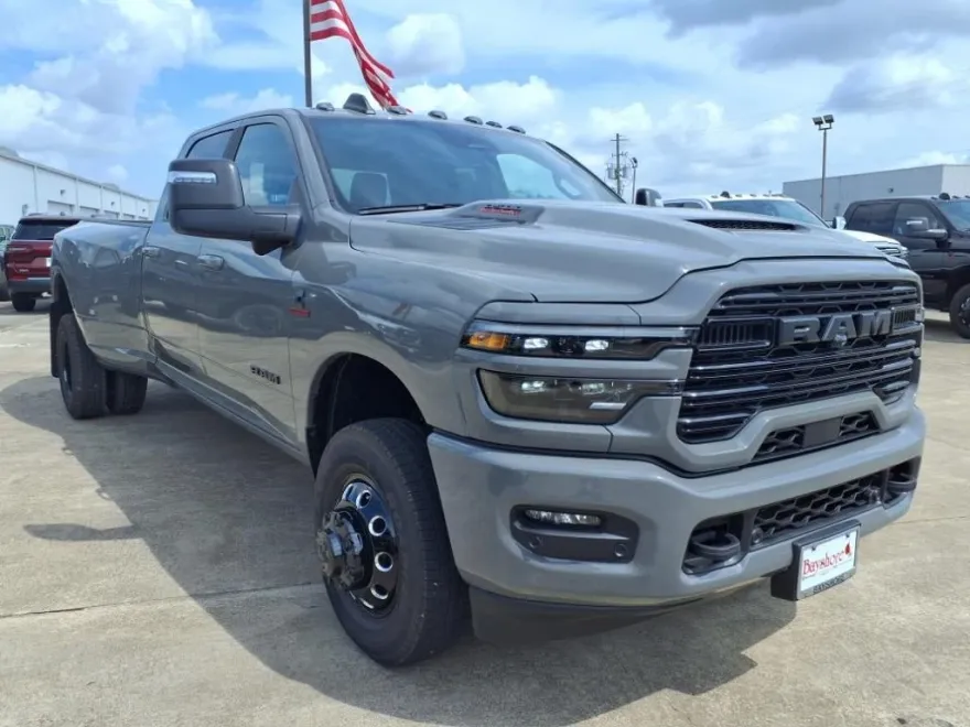 2026 Dodge Ram 3500 photo 1