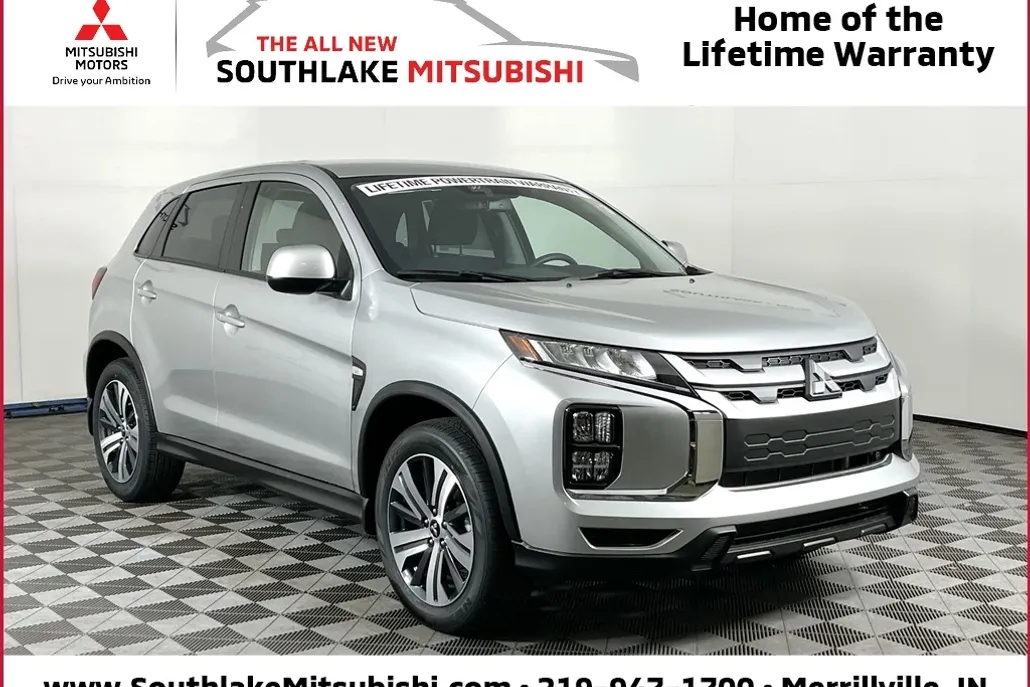 2025 Mitsubishi Outlander Sport ES photo 1