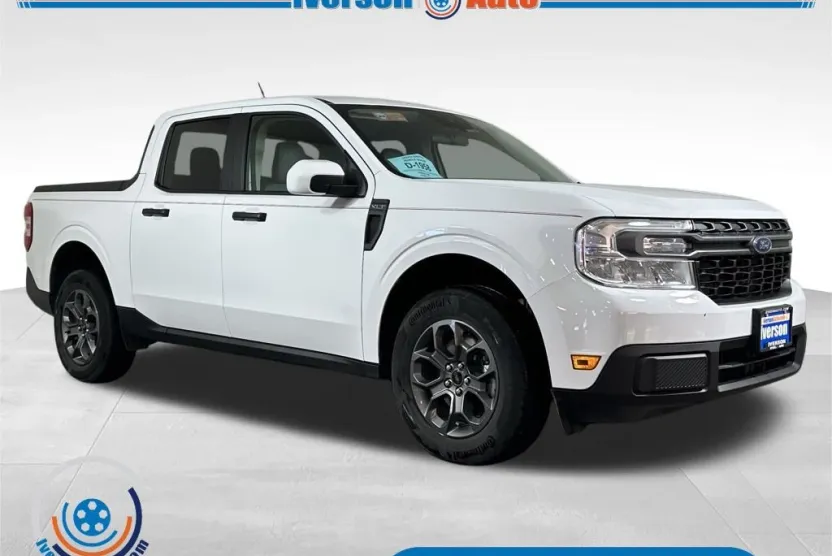 2023 Ford Maverick XLT photo 1