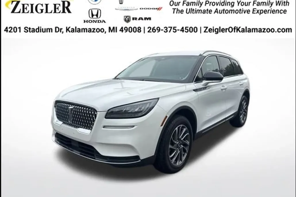 2022 Lincoln Corsair Standard photo 1