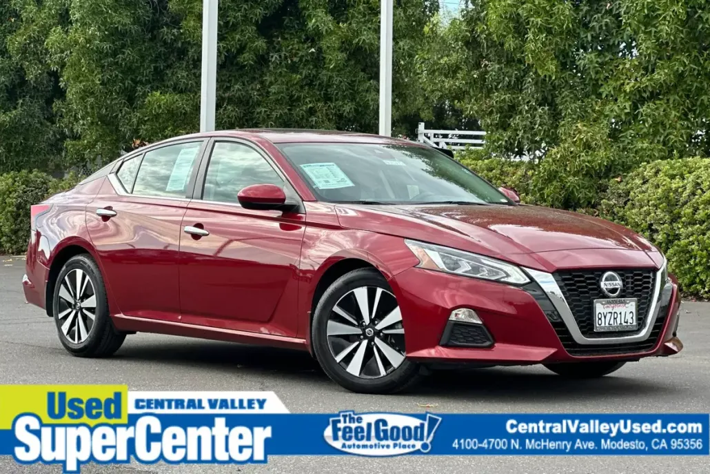 2021 Nissan Altima 2.5 SV photo 1