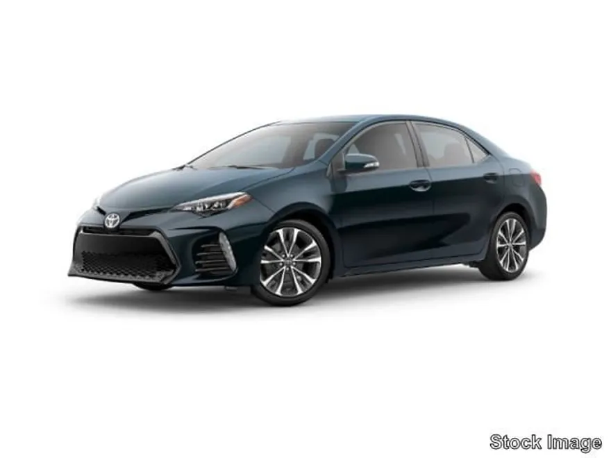 2017 Toyota Corolla SE photo 1
