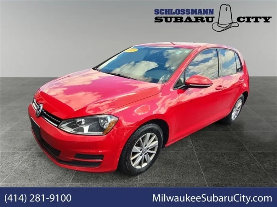 2015 Volkswagen Golf TSI S photo 1