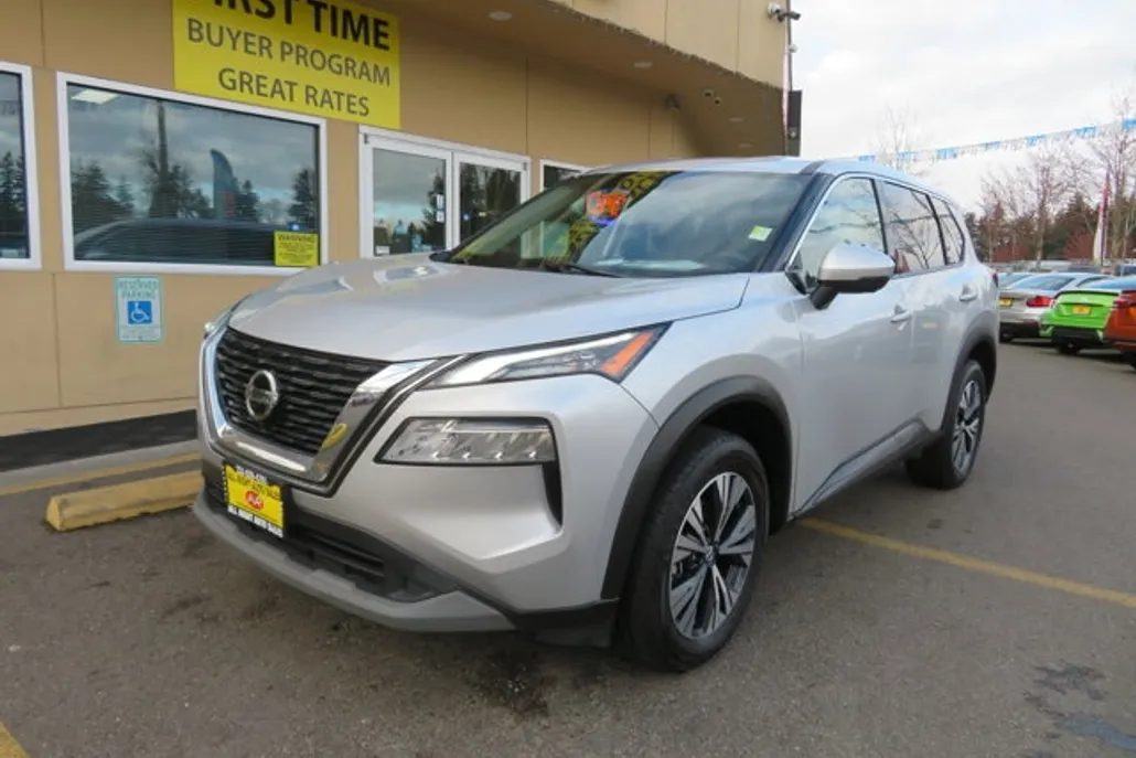 2021 Nissan Rogue SV photo 1