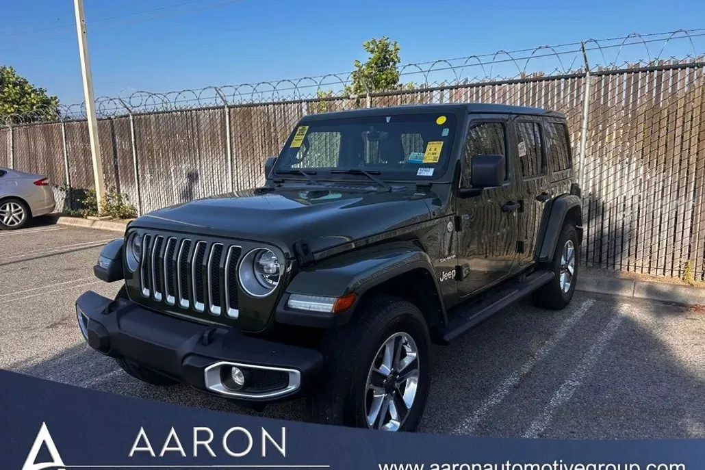 2021 Jeep Wrangler Unlimited Sahara photo 1