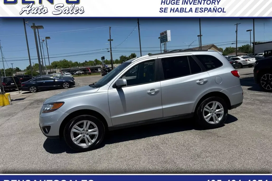 2010 Hyundai Santa Fe SE photo 1