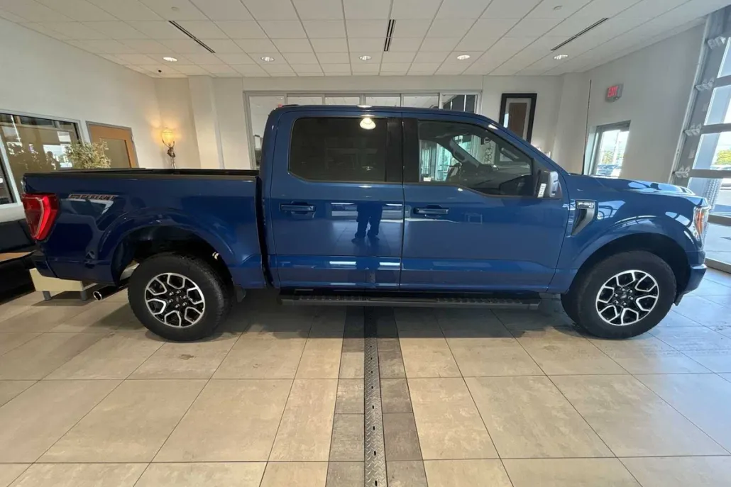 2022 Ford F-150 XLT photo 1