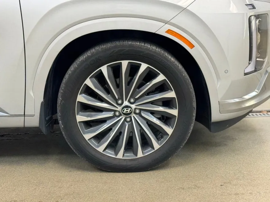 2023 Hyundai Palisade Calligraphy photo 1