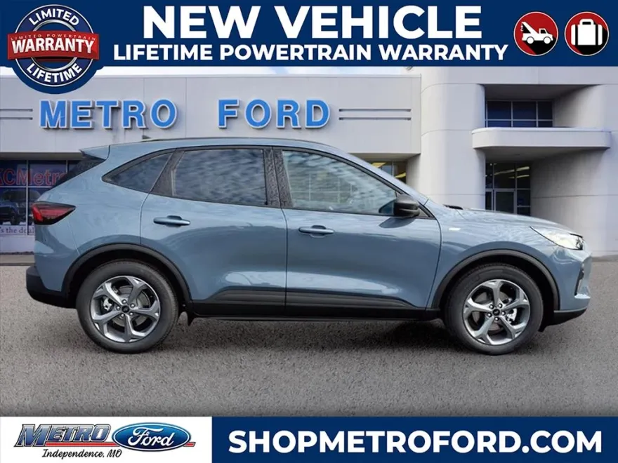 2026 Ford Escape ST-Line photo 1