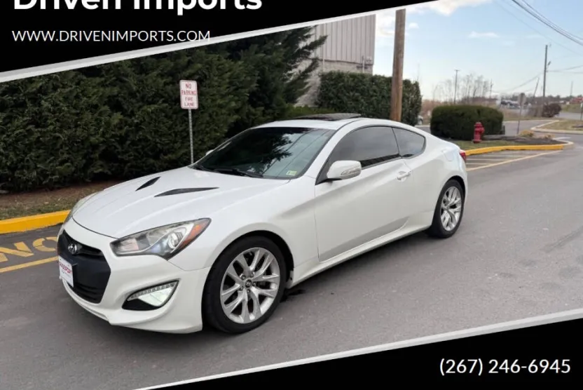 2013 Hyundai Genesis Coupe 3.8 Grand Touring photo 1