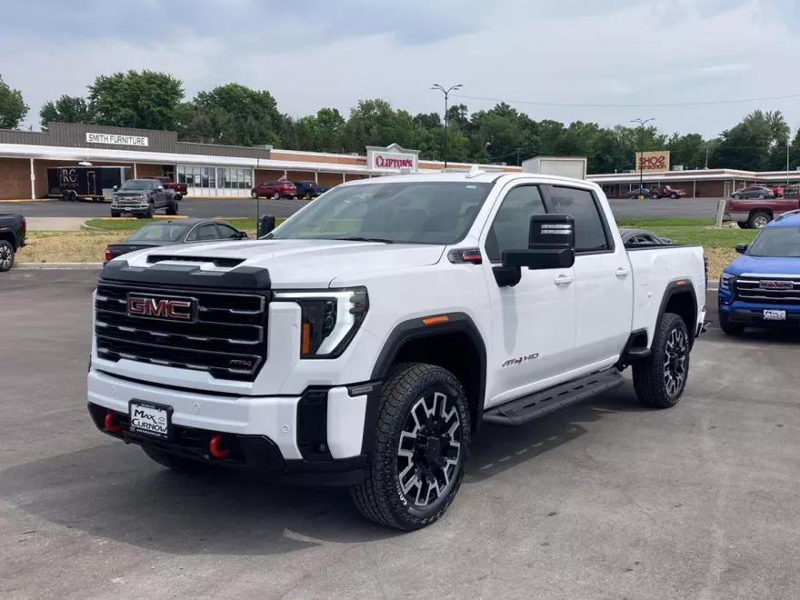 2025 Gmc Sierra 2500 HD AT4 photo 1