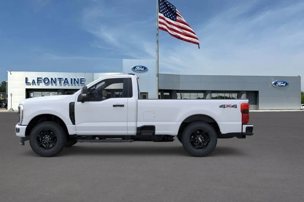 2025 Ford F-350 photo 1