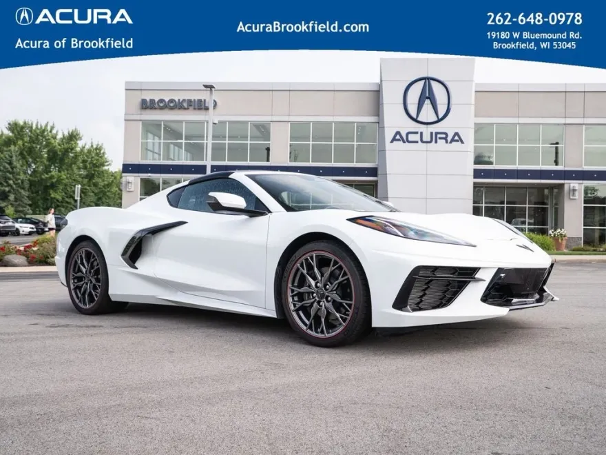 2024 Chevrolet Corvette Stingray 2LT photo 1