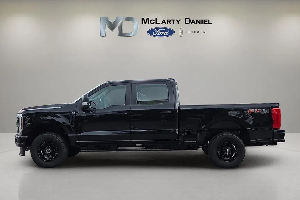2026 Ford F-250 photo 1