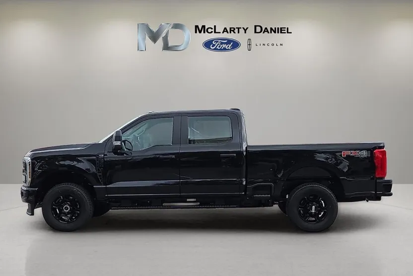 2026 Ford F-250 photo 1