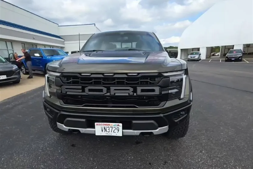 2025 Ford F-150 Raptor photo 1