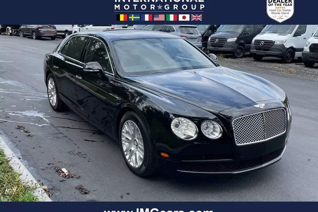 2018 Bentley Flying Spur V8 photo 1