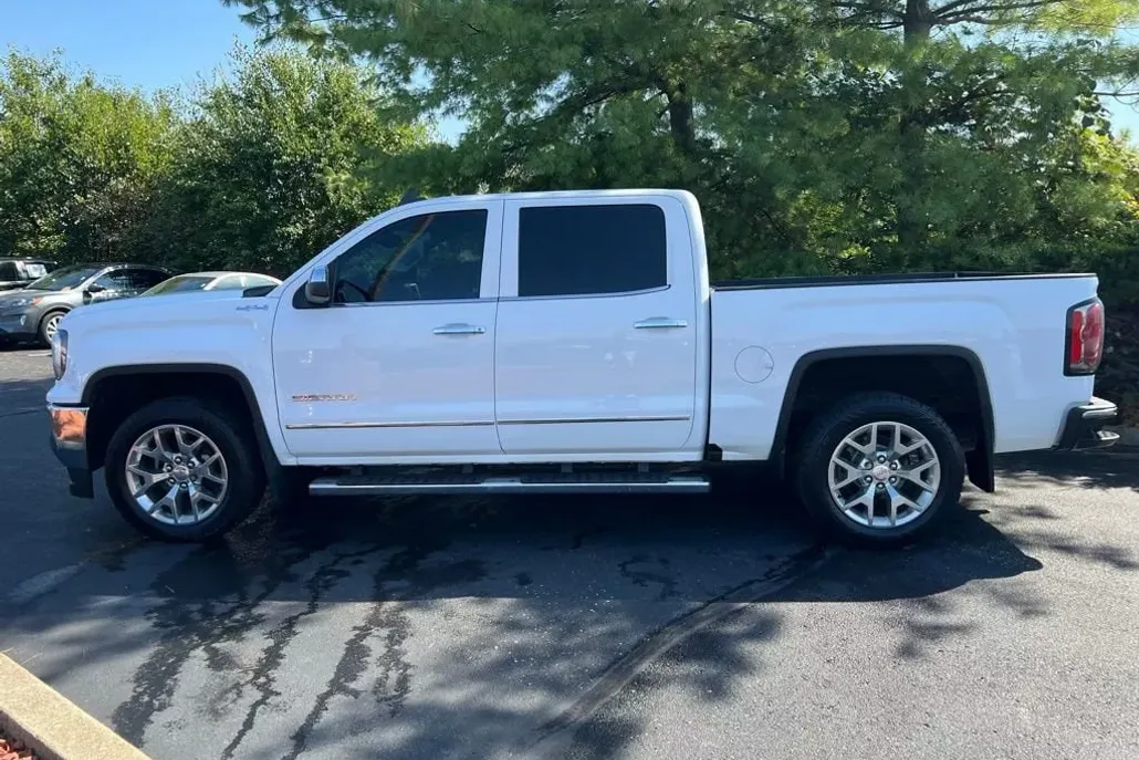 2018 Gmc Sierra 1500 SLT photo 1