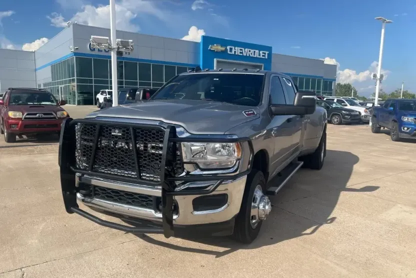 2024 Ram 3500 Tradesman photo 1