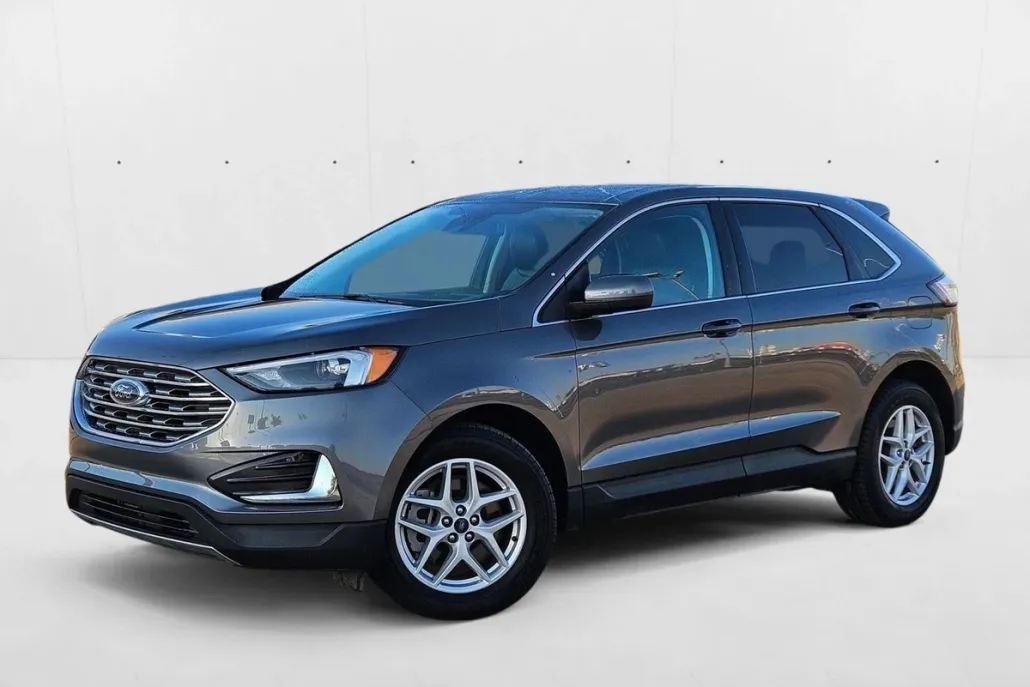 2022 Ford Edge SEL photo 1