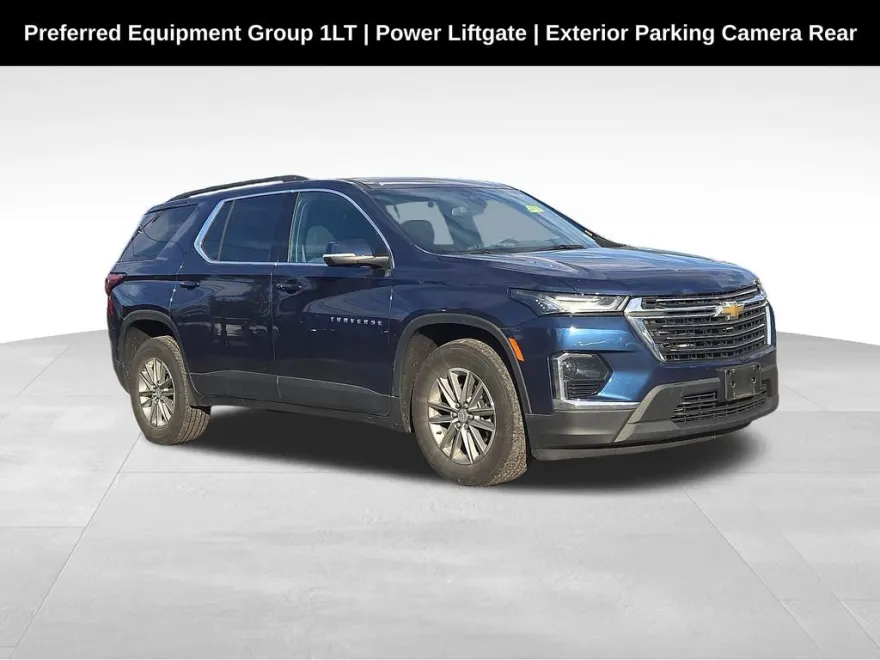 2023 Chevrolet Traverse Cloth photo 1