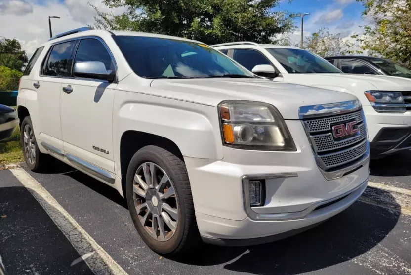 2017 Gmc Terrain Denali photo 1
