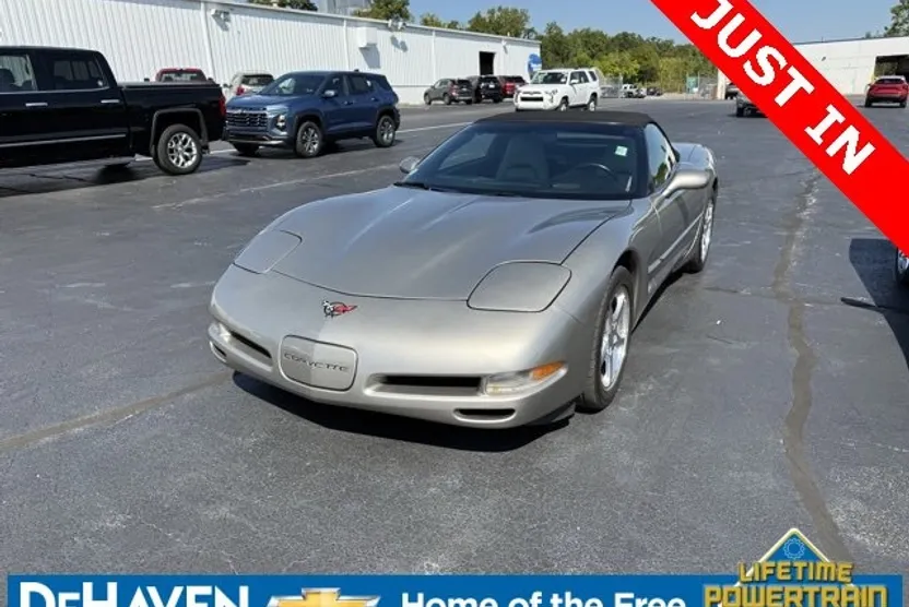 1999 Chevrolet Corvette photo 1