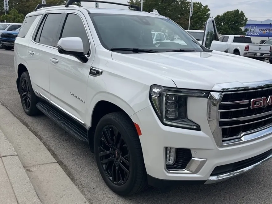 2021 Gmc Yukon SLT photo 1