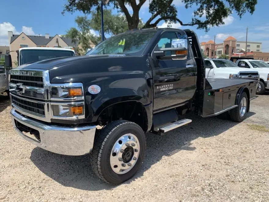 2024 Chevrolet Silverado 5500HD Work Truck photo 1