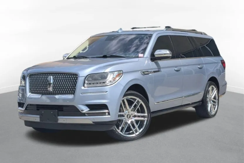 2020 Lincoln Navigator Black Label photo 1
