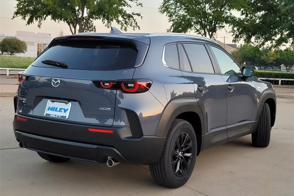 2025 Mazda CX-50 Preferred photo 1