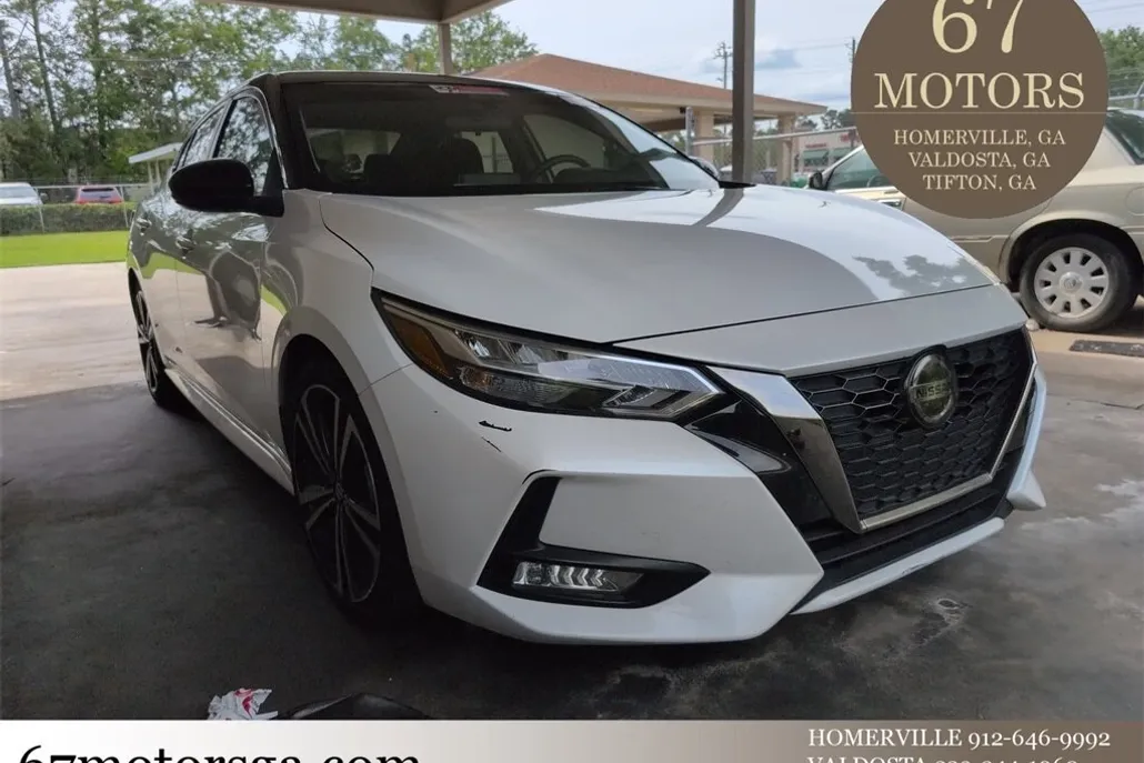 2021 Nissan Sentra SR photo 1