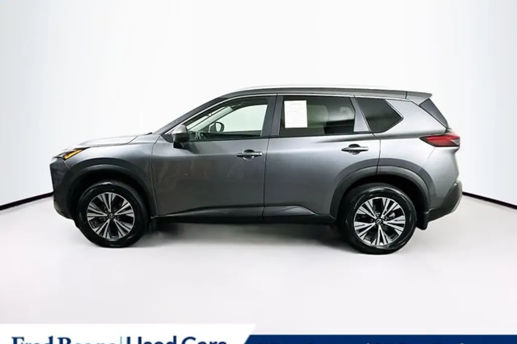 2023 Nissan Rogue SV photo 1