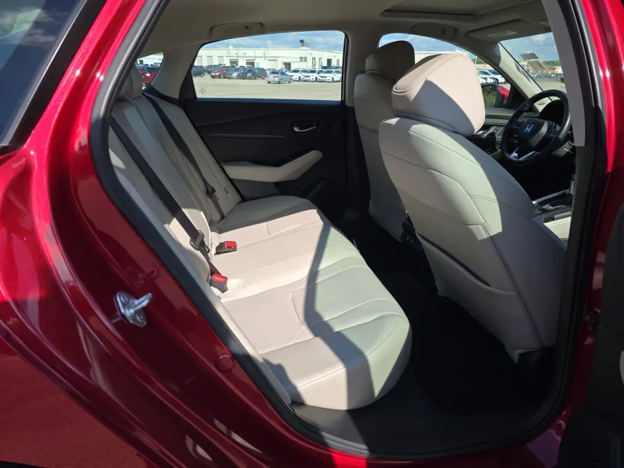 2023 Honda Accord Hybrid Touring photo 1